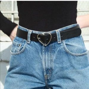 brandy melville heart belt